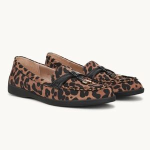 Life Stride Malta 3 Leopard Print Loafers